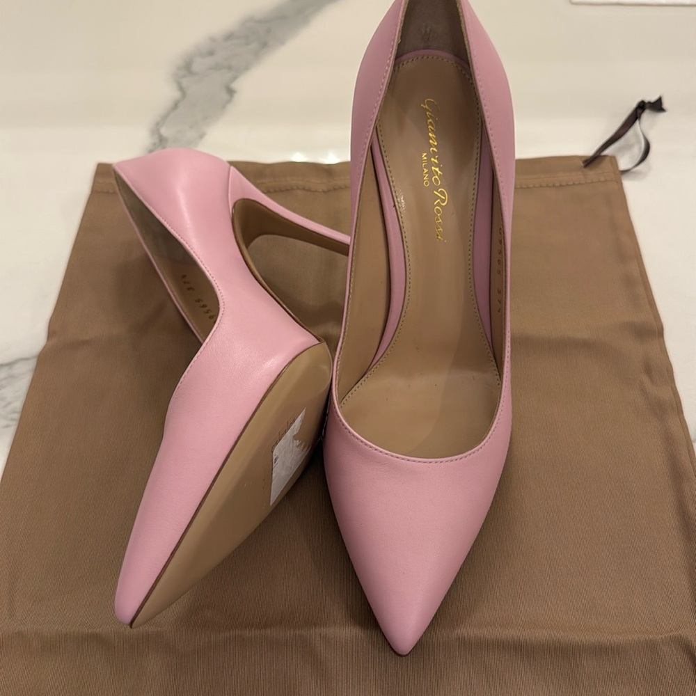 Gianvito Rossi pumps